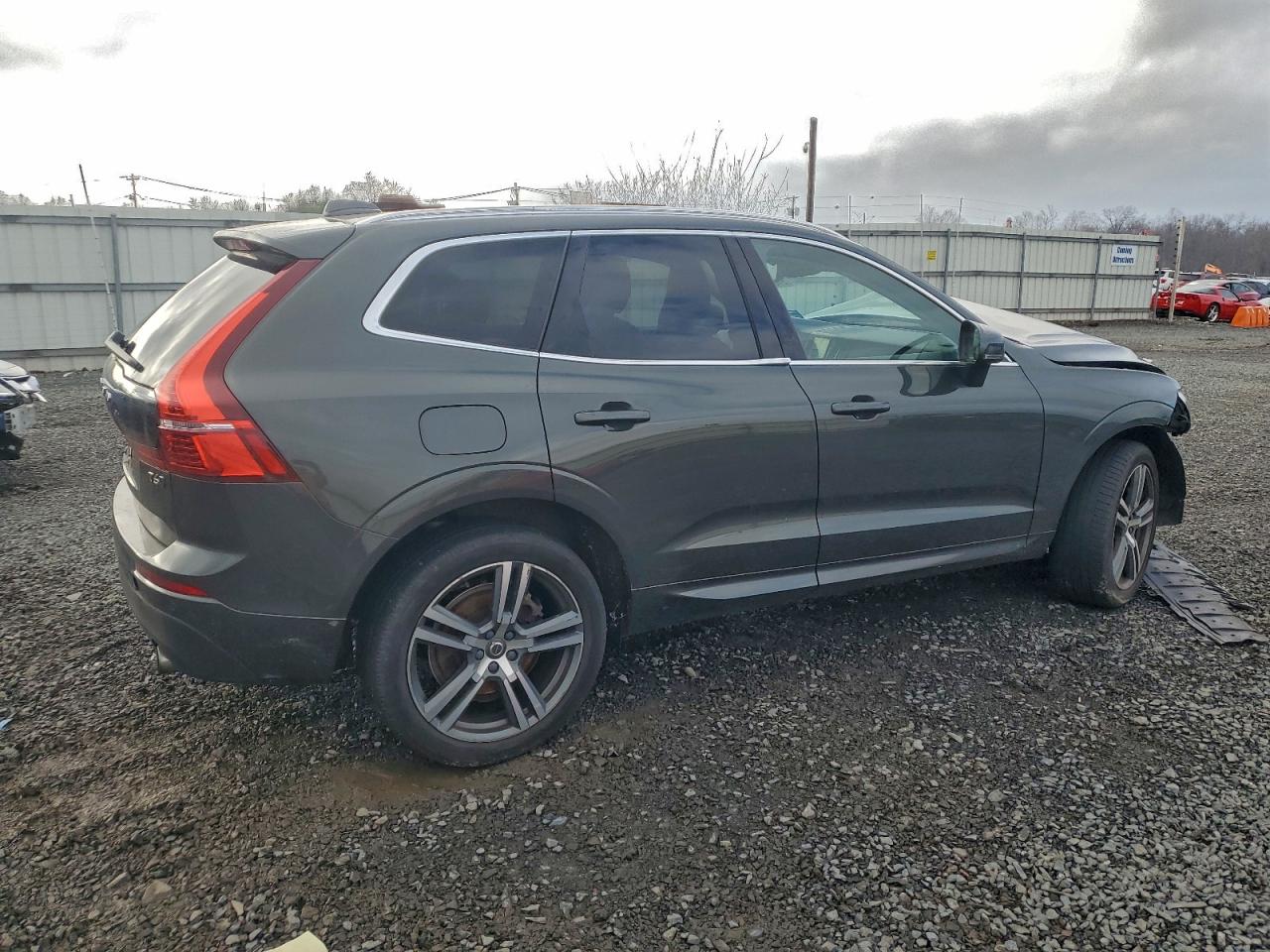2020 VOLVO XC60 T6 MOMENTUM photo 7