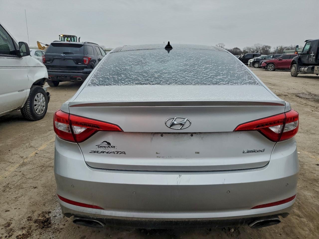 2015 HYUNDAI SONATA photo 11