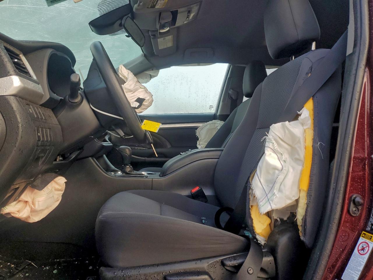 2019 TOYOTA HIGHLANDER LE photo 13