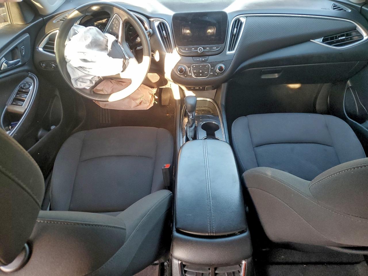 2021 CHEVROLET MALIBU LT photo 15