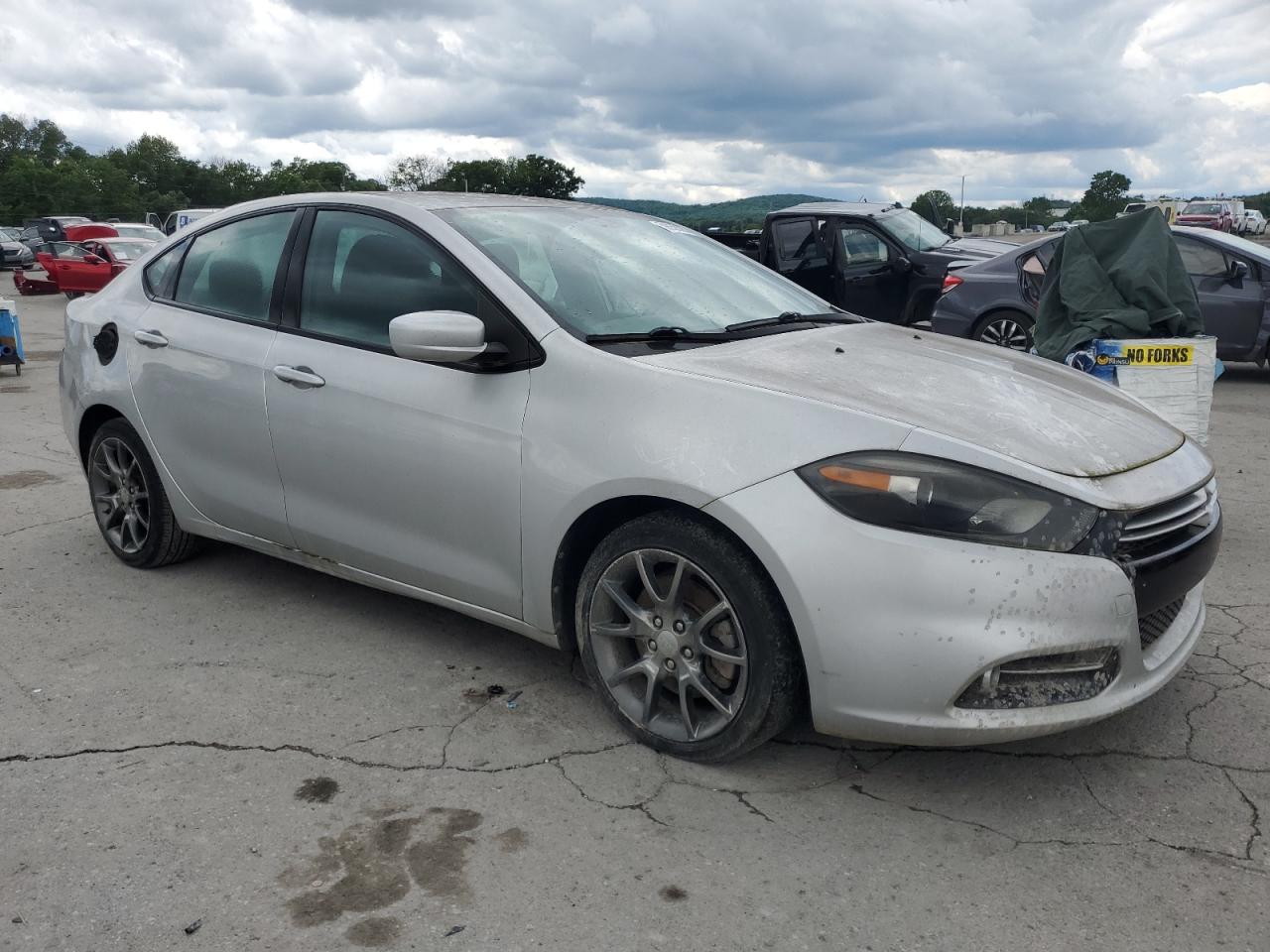 2013 DODGE DART SXT photo 4