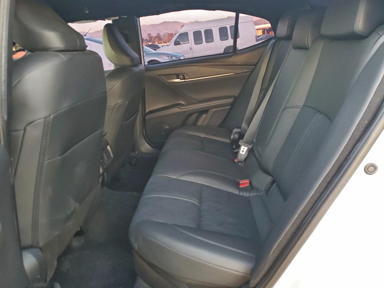 2025 TOYOTA CAMRY XSE photo 10
