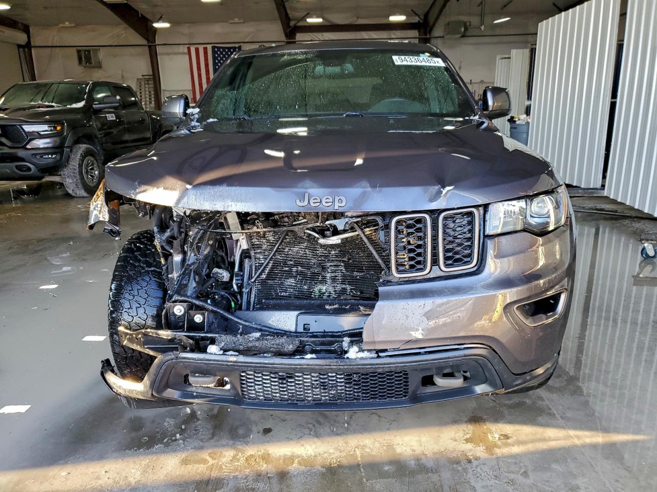 2016 JEEP GRAND CHEROKEE LAREDO photo 5