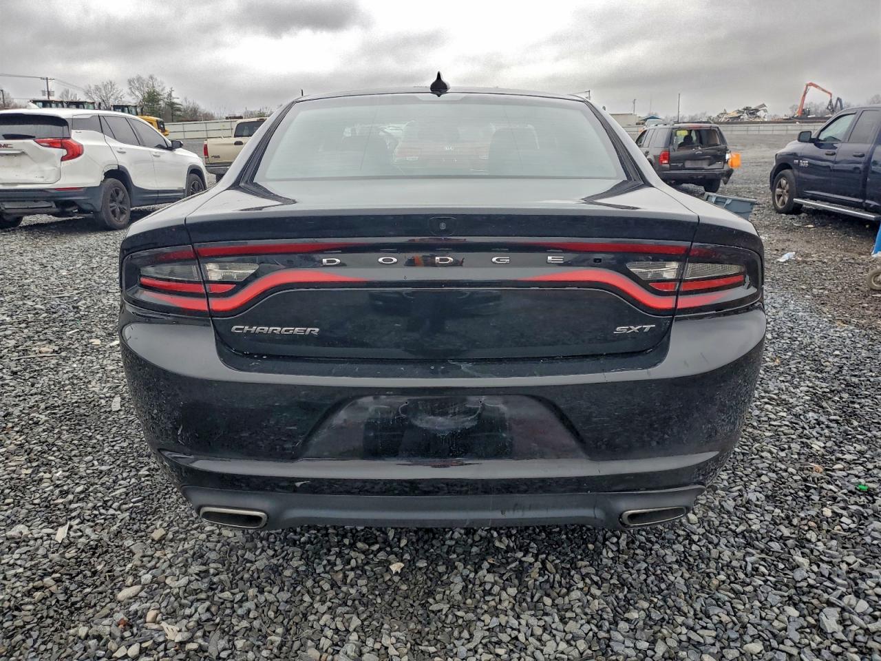 2016 DODGE CHARGER SXT photo 16