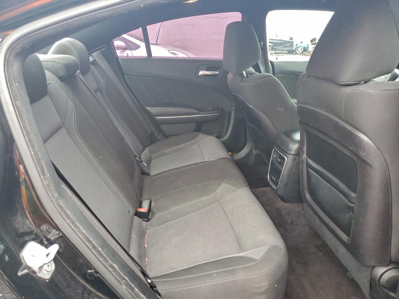 2016 DODGE CHARGER SXT photo 28