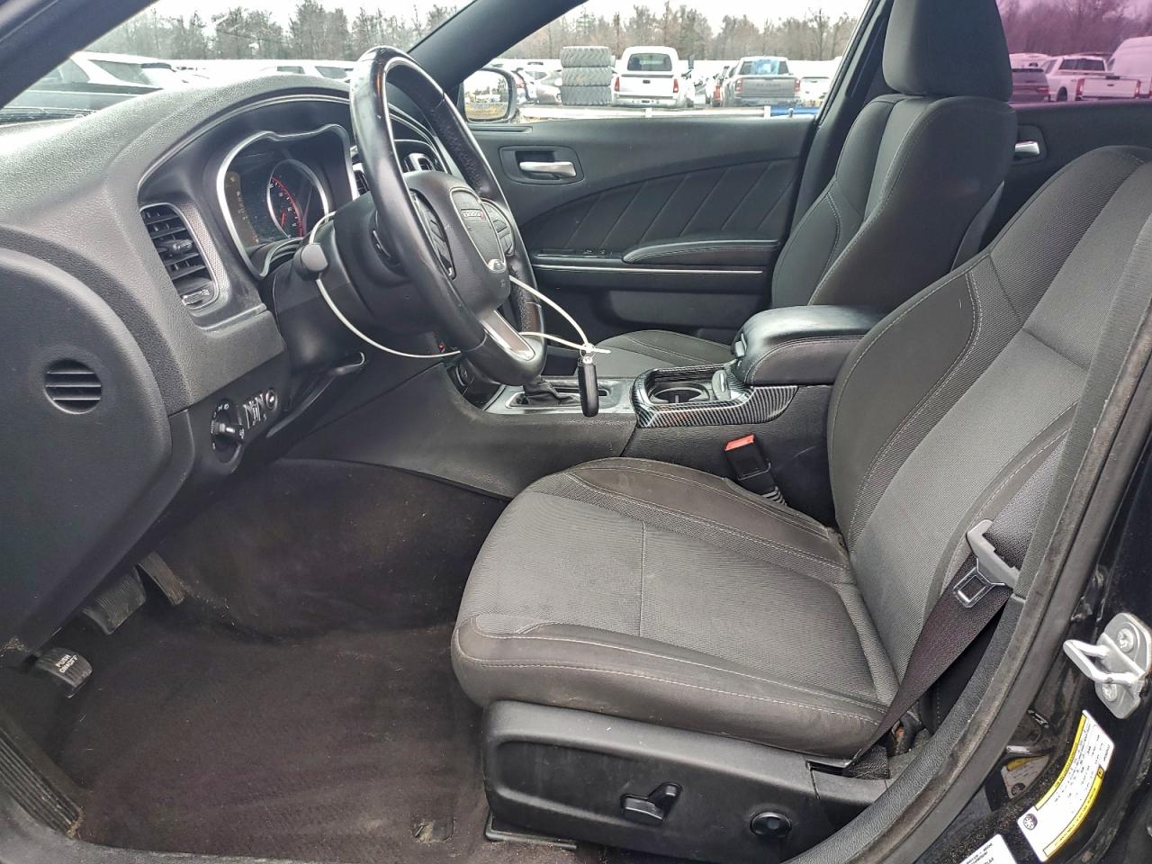 2016 DODGE CHARGER SXT photo 19