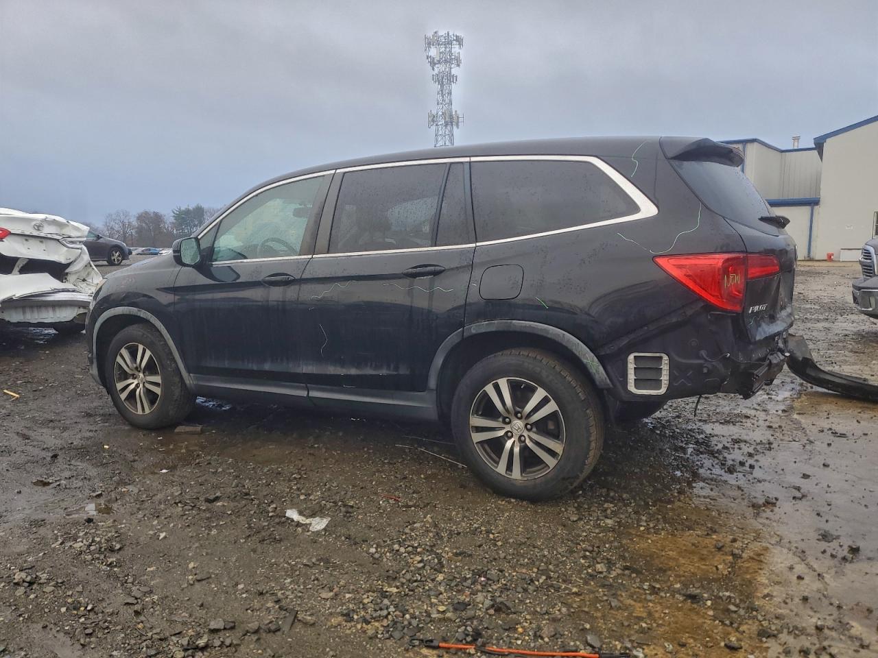 2016 HONDA PILOT EXL photo 2
