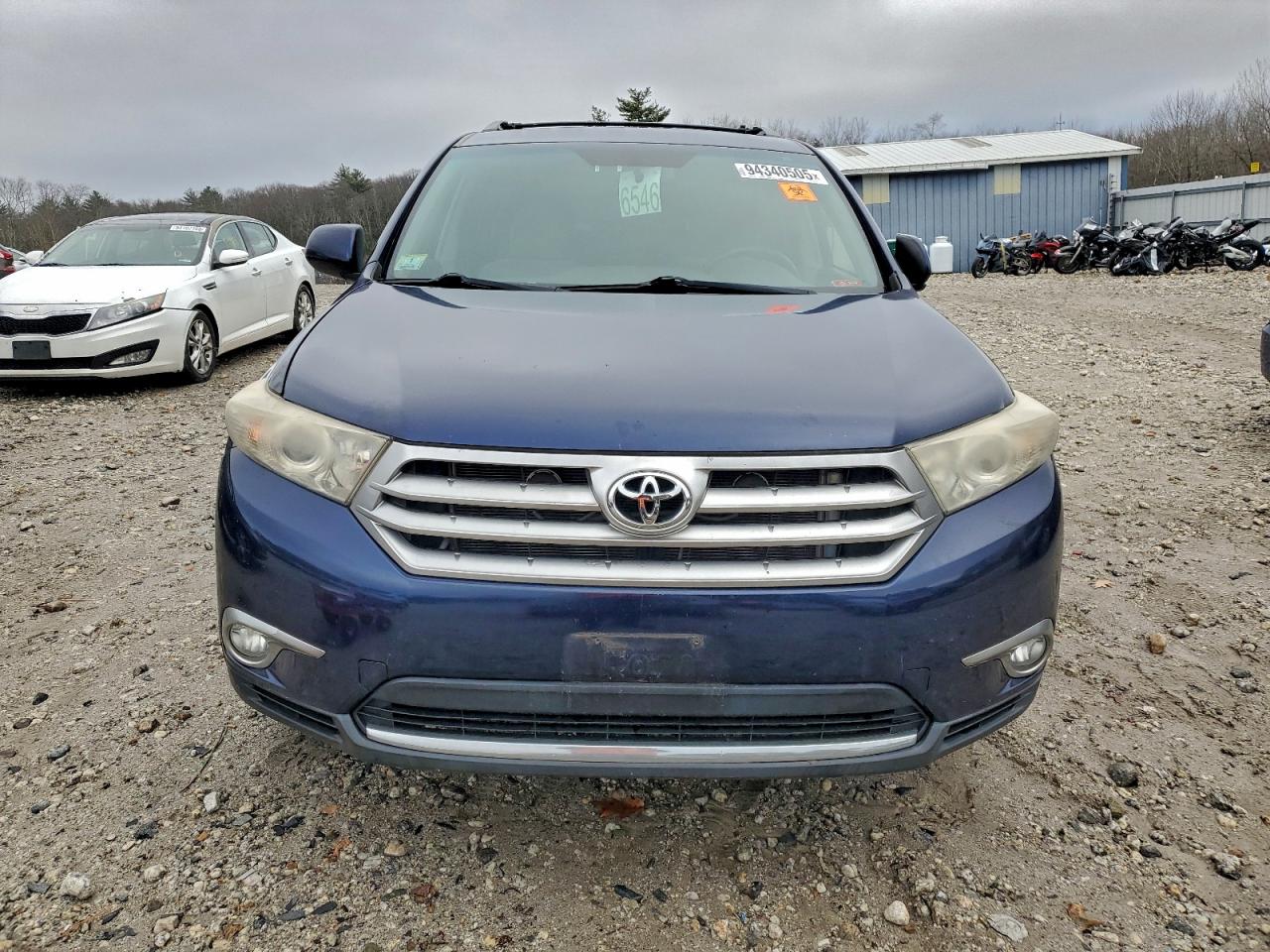 2011 TOYOTA HIGHLANDER BASE photo 5