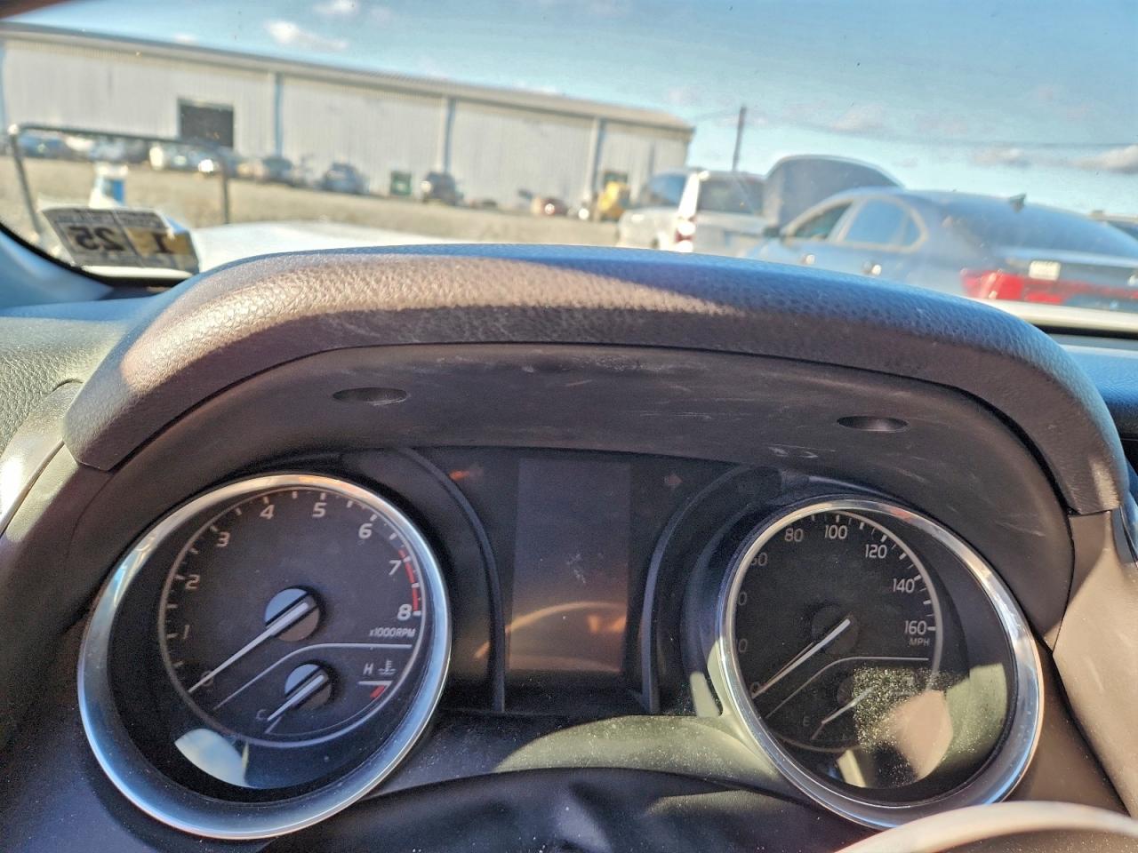 2020 TOYOTA CAMRY SE photo 25