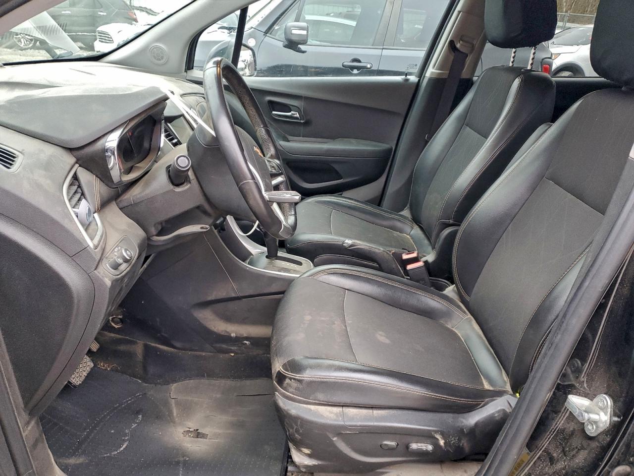 2019 CHEVROLET TRAX 1LT photo 7