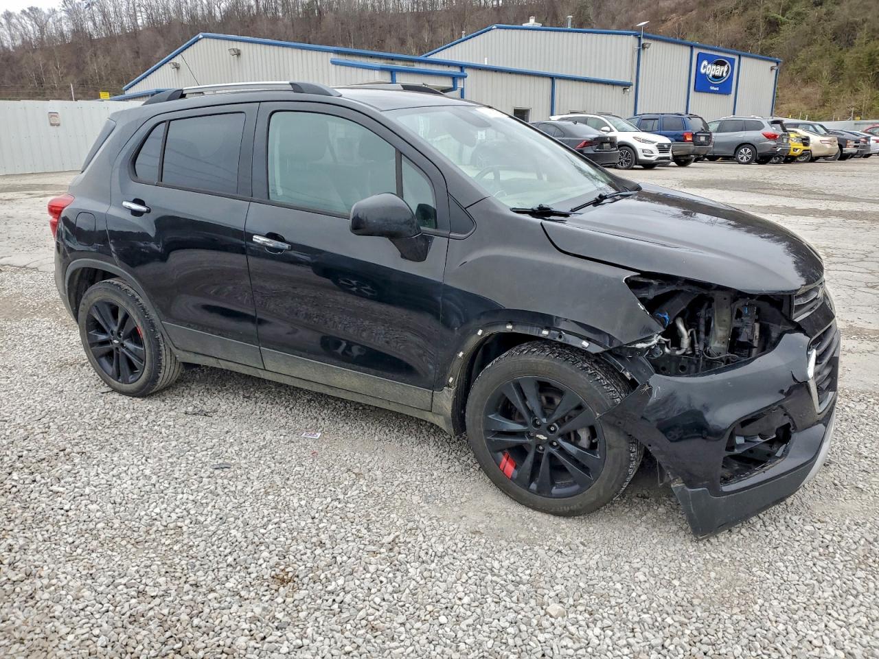 2019 CHEVROLET TRAX 1LT photo 4