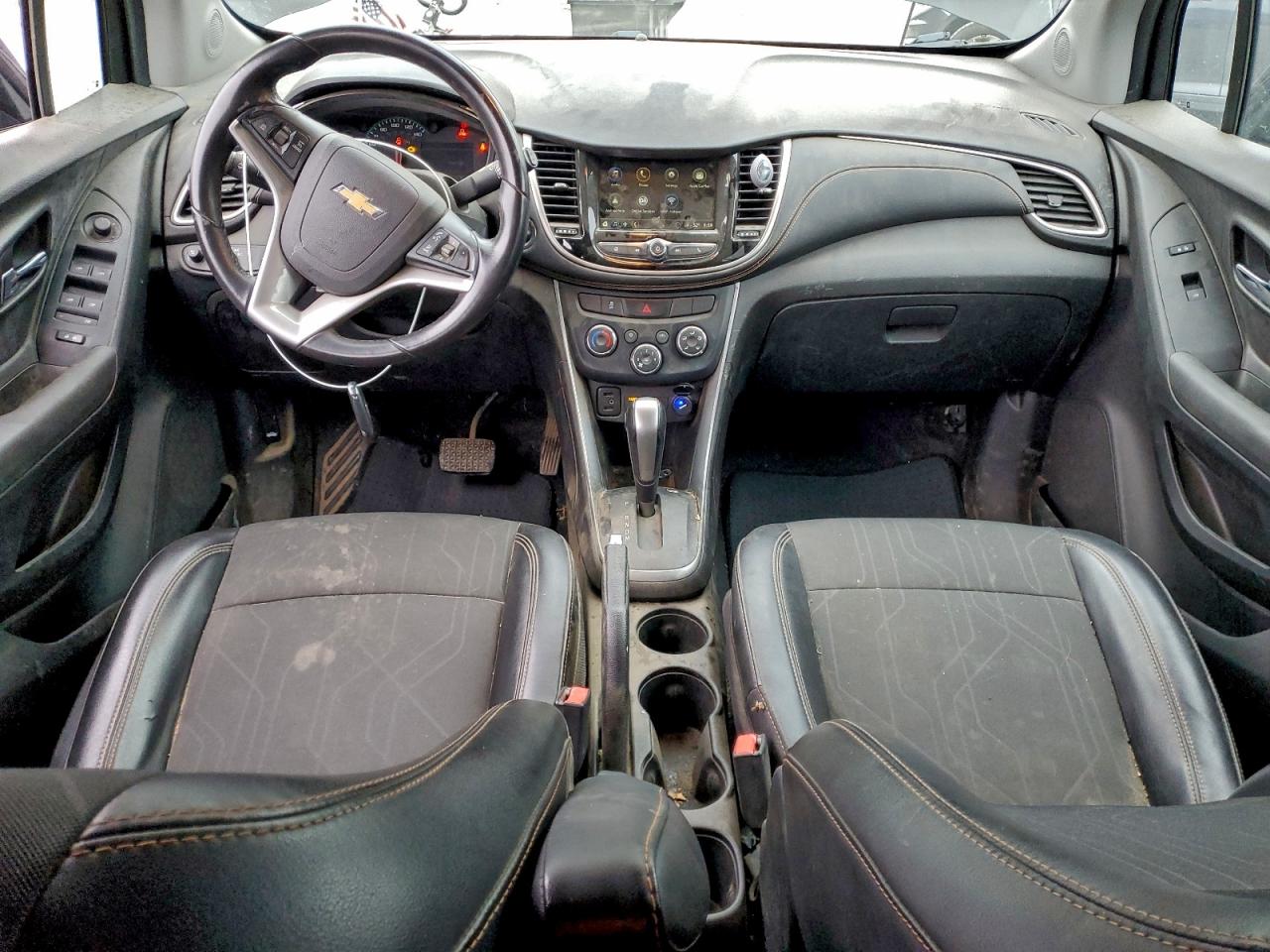 2019 CHEVROLET TRAX 1LT photo 8