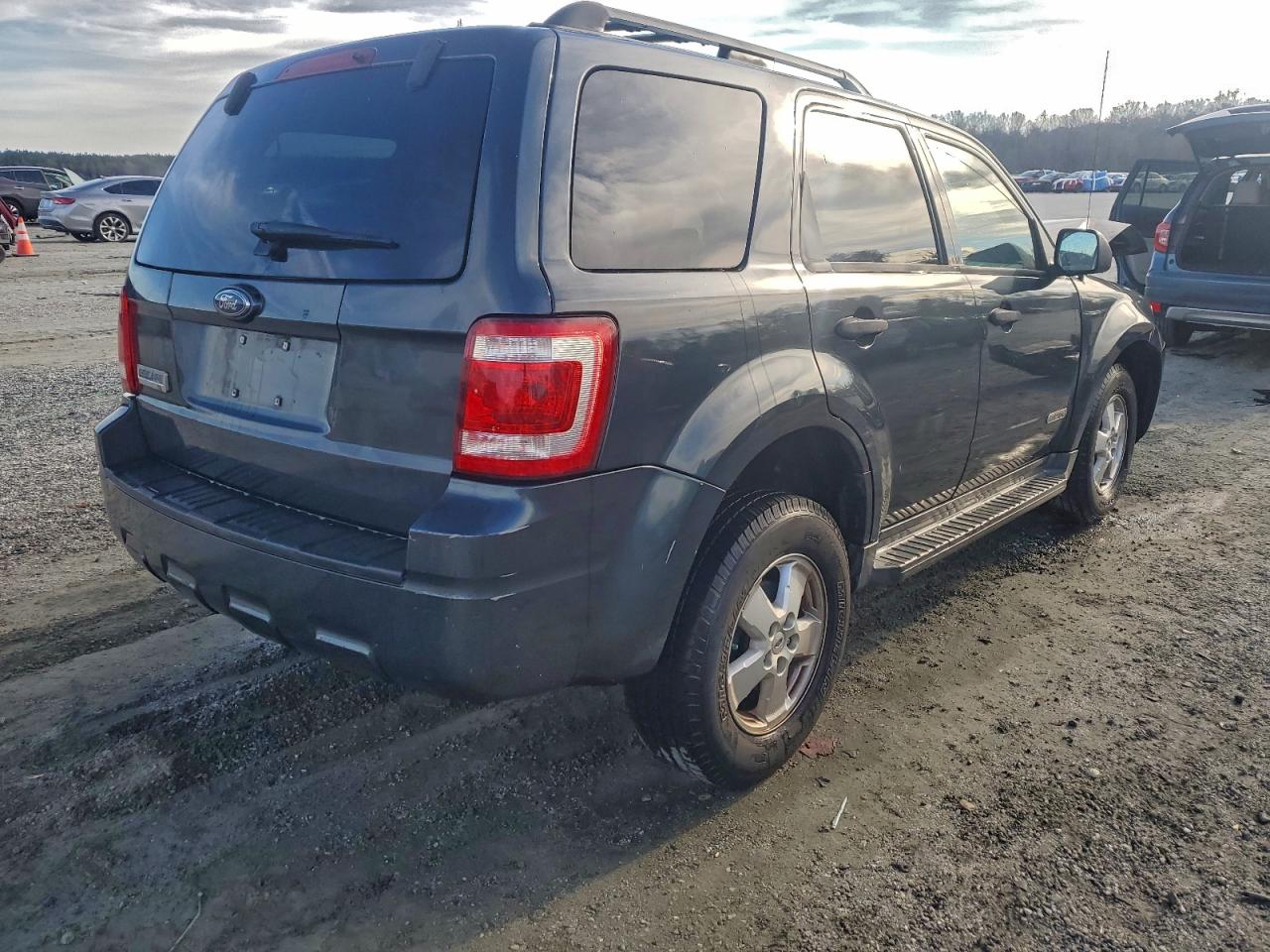 2008 FORD ESCAPE XLT photo 5