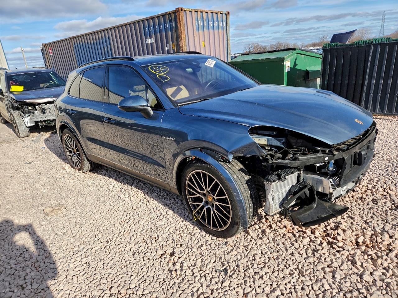 2020 PORSCHE CAYENNE E-HYBRID photo 4
