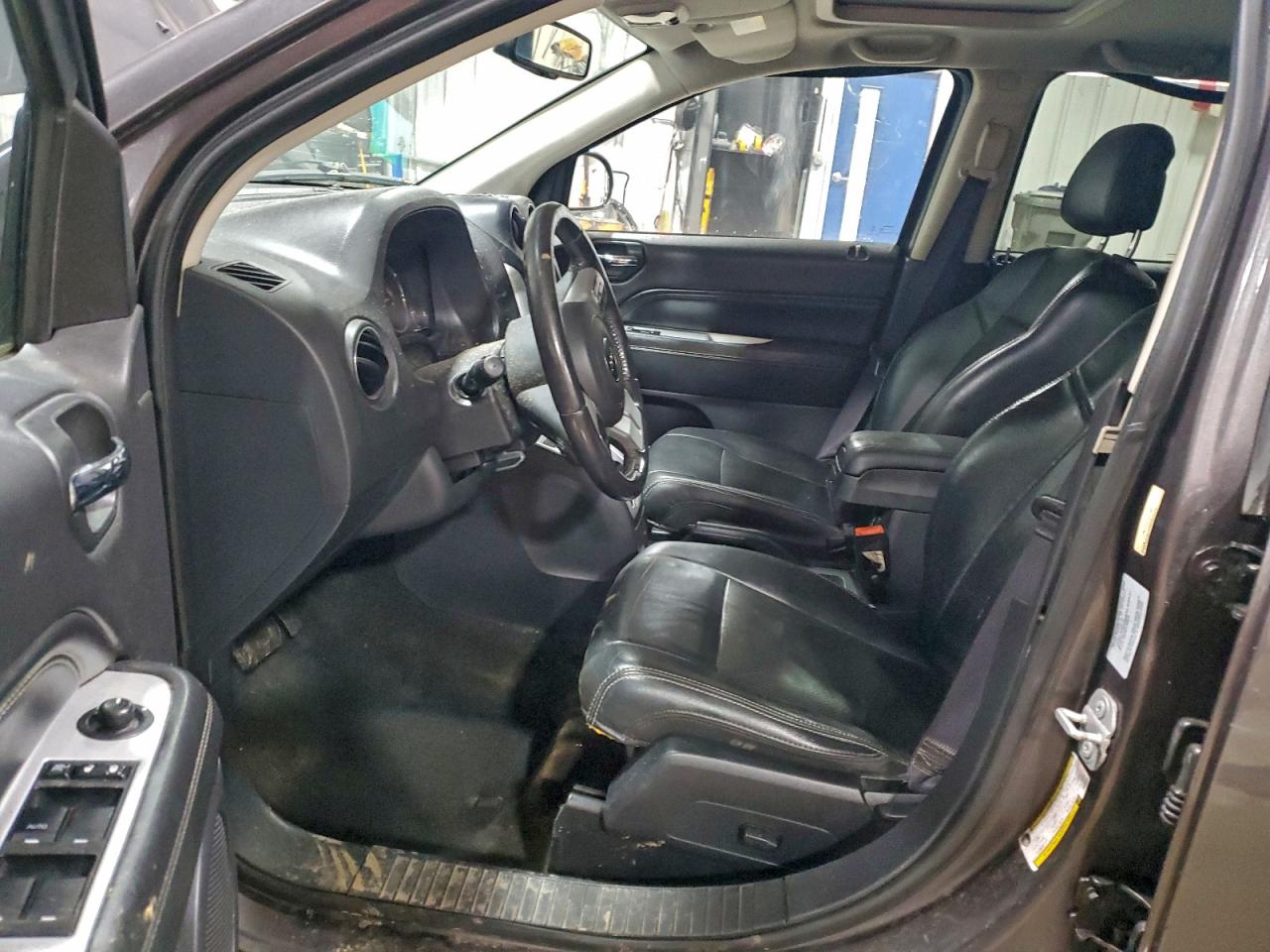 2016 JEEP COMPASS LATITUDE photo 13