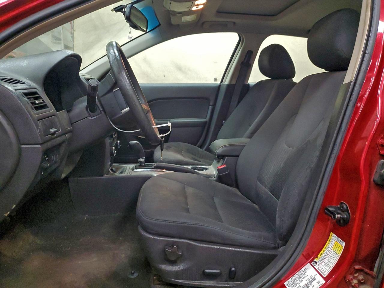 2011 FORD FUSION SE photo 7