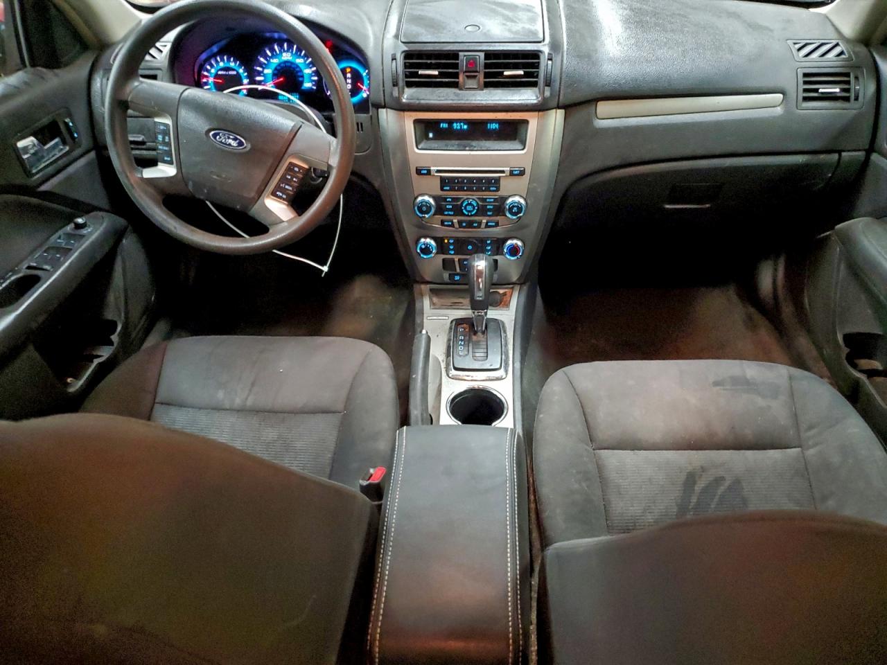 2011 FORD FUSION SE photo 8