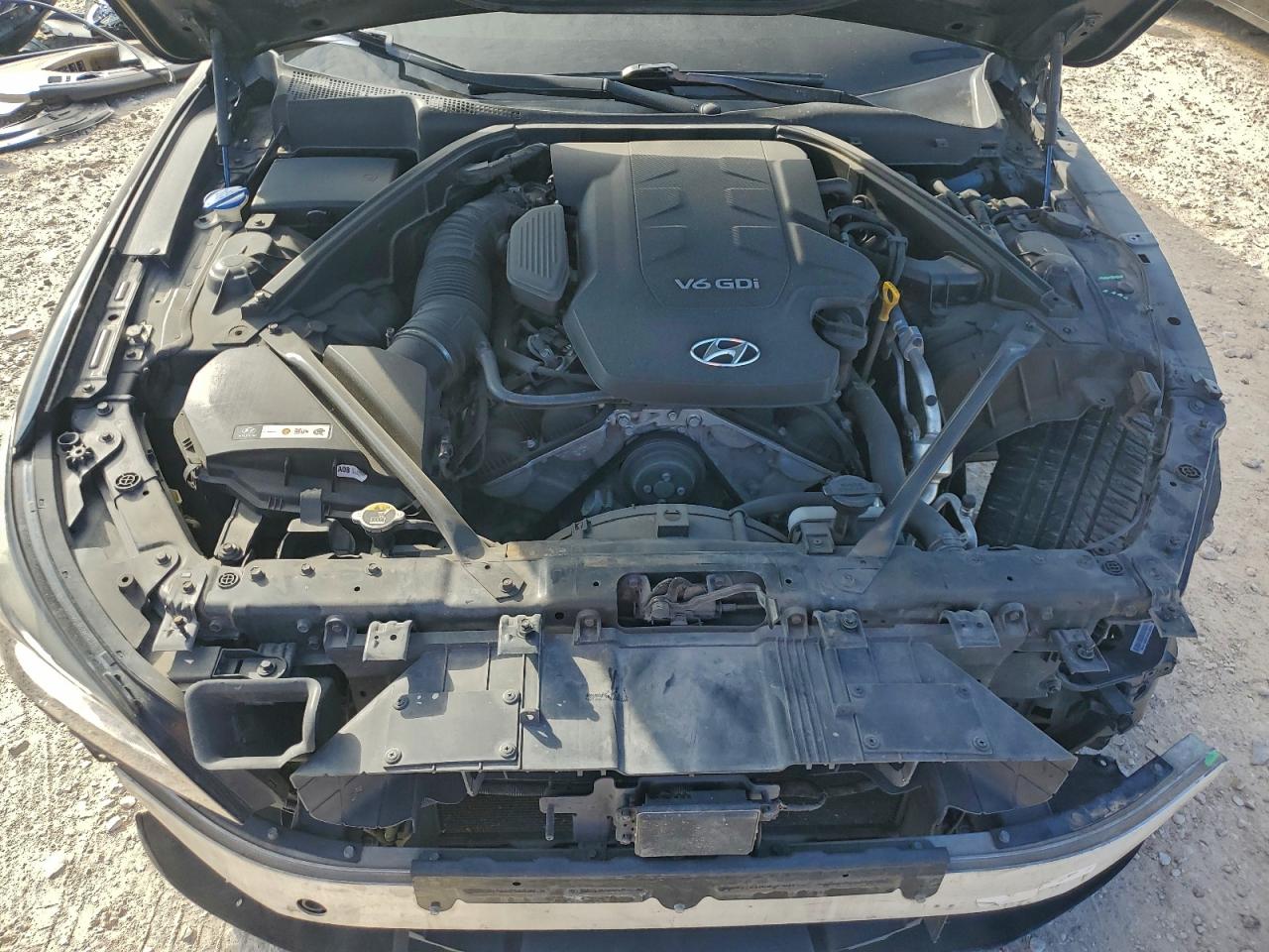 2015 HYUNDAI GENESIS 3.8L photo 11
