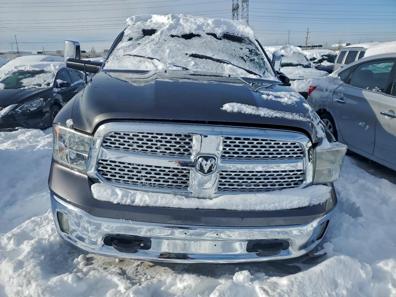 2015 RAM 1500 SLT photo 5