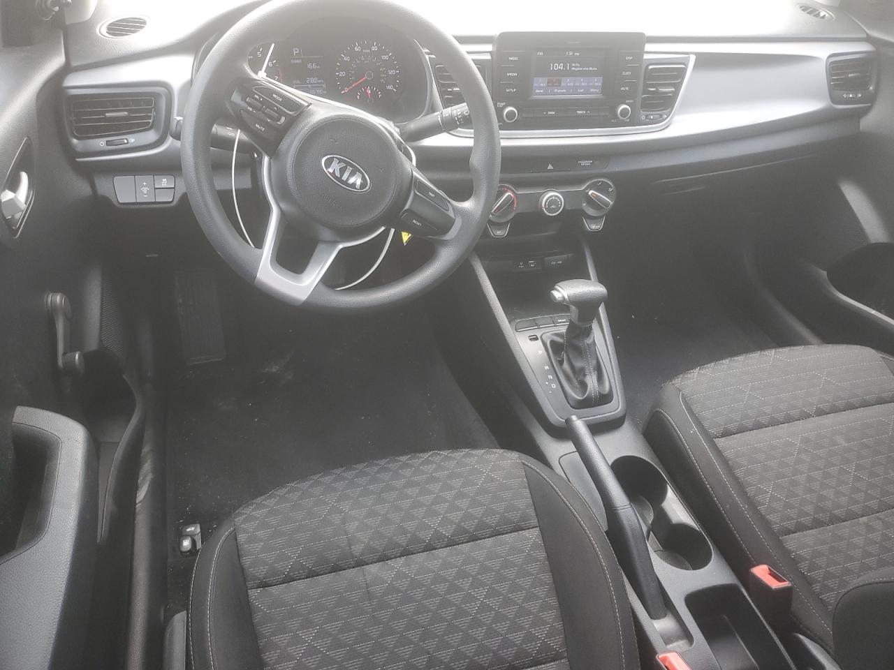 2018 KIA RIO LX photo 8