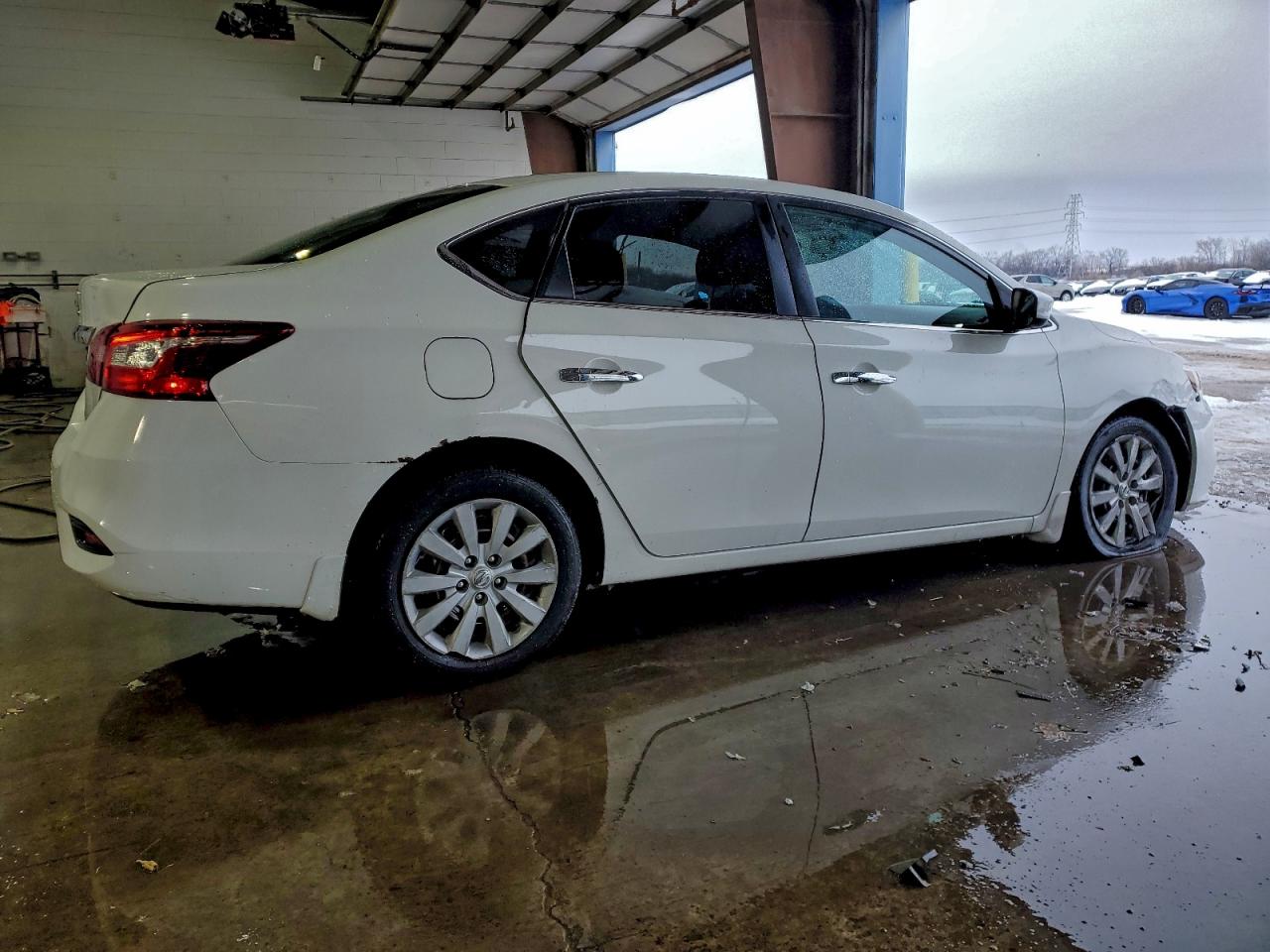 2017 NISSAN SENTRA S photo 5