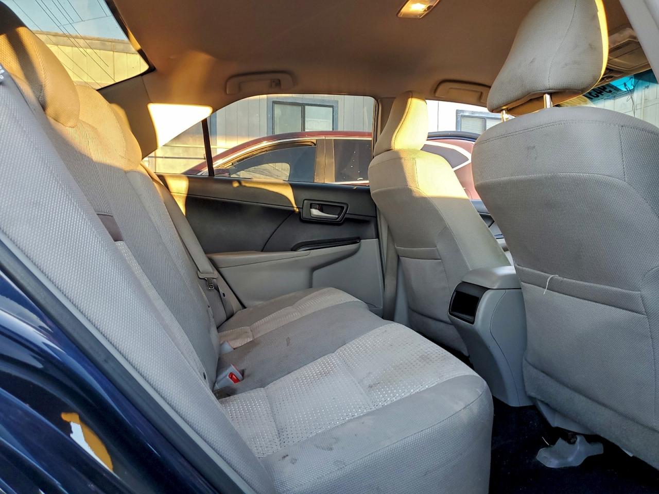 2014 TOYOTA CAMRY L photo 19