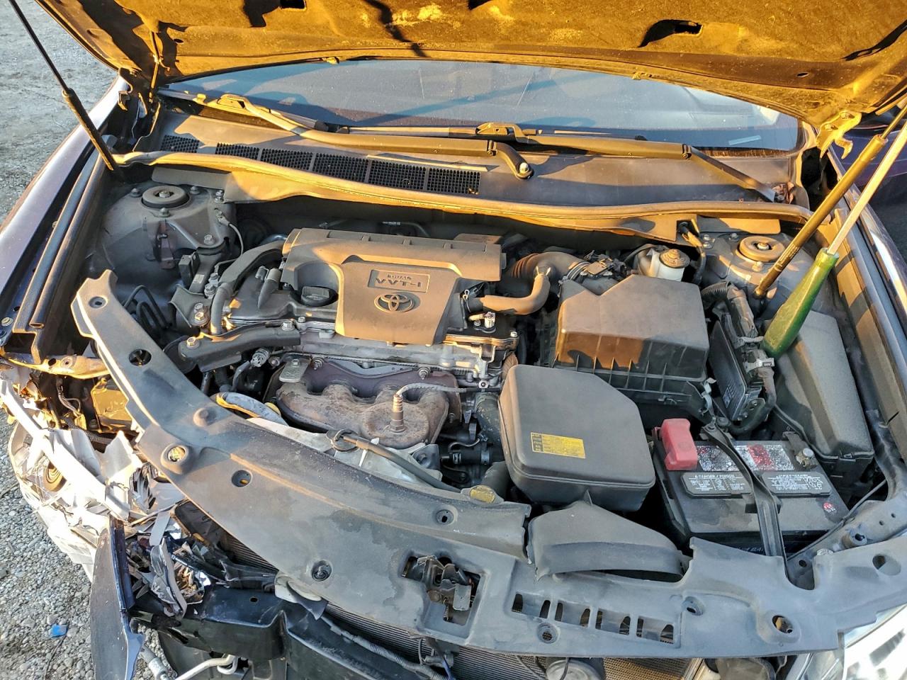 2014 TOYOTA CAMRY L photo 21