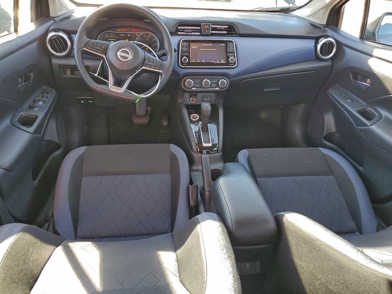 2024 NISSAN VERSA SV photo 8