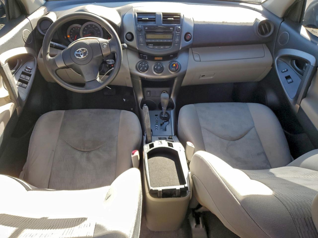 2010 TOYOTA RAV4 photo 15