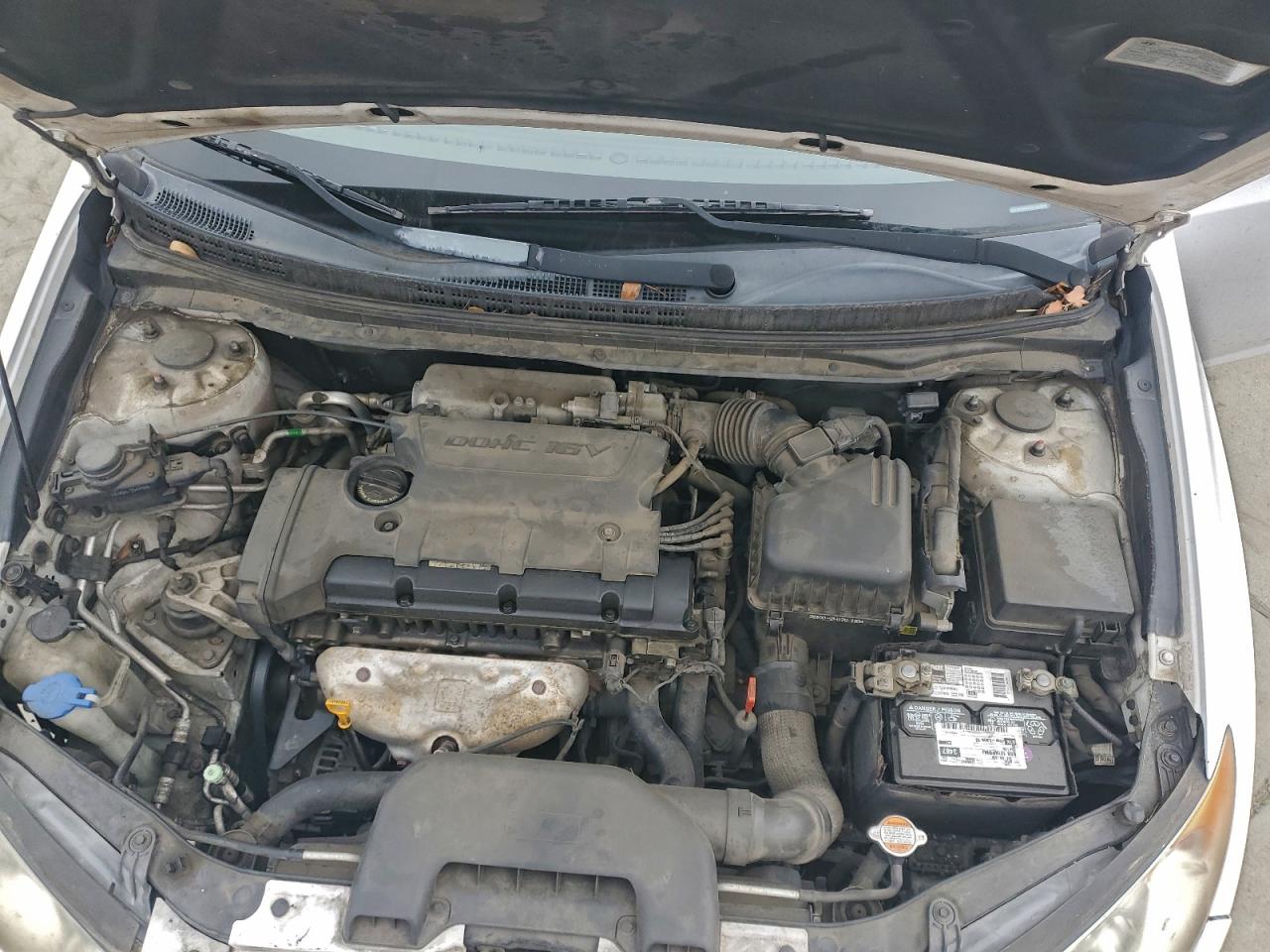 2010 HYUNDAI ELANTRA photo 21