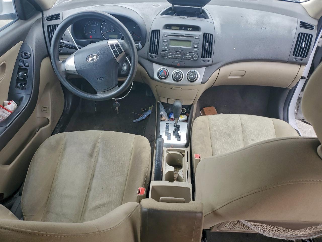 2010 HYUNDAI ELANTRA photo 15