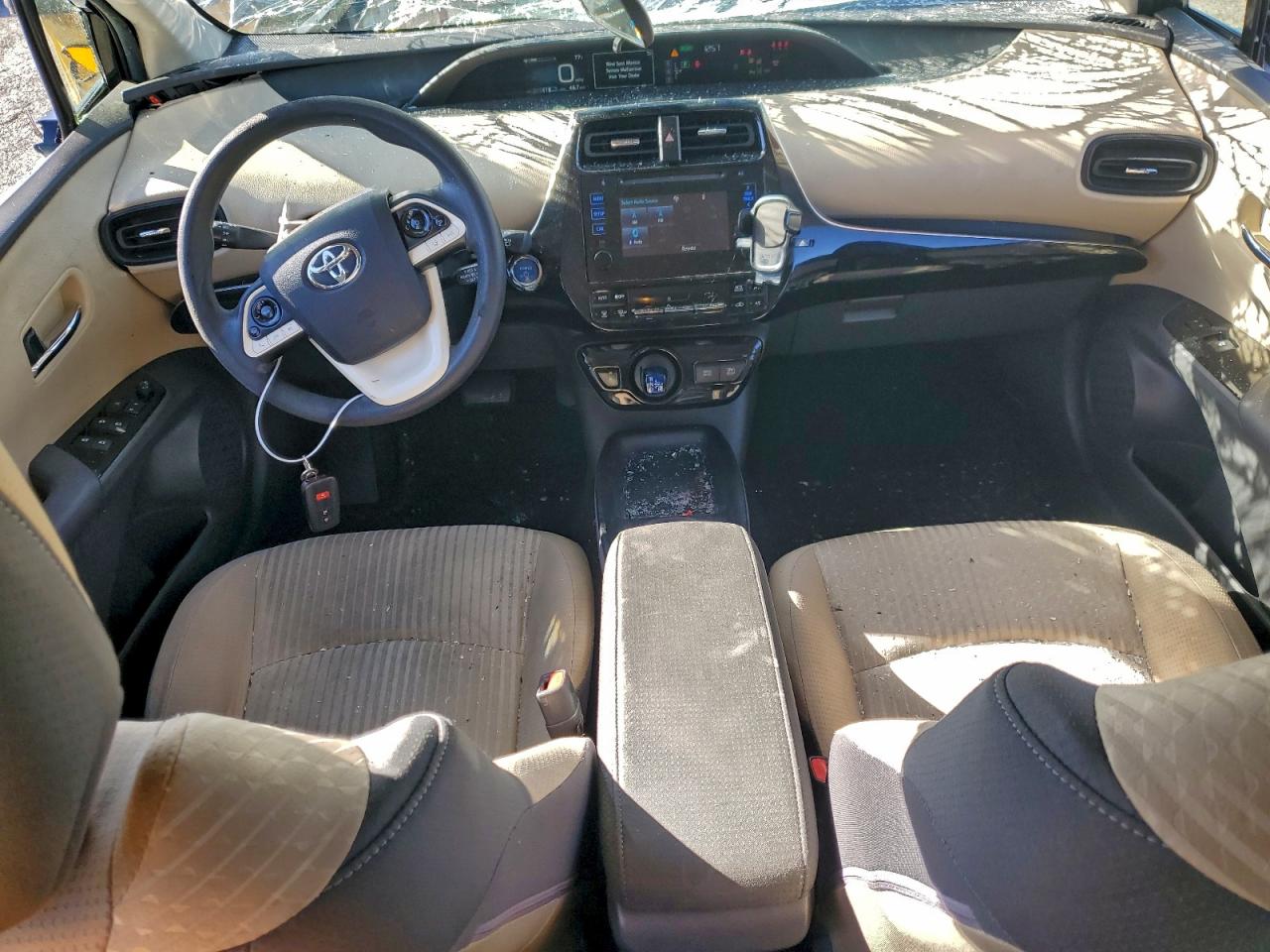 2017 TOYOTA PRIUS TWO photo 15