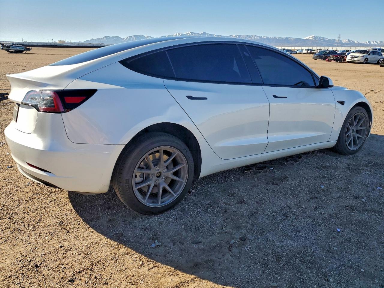 2023 TESLA MODEL 3 photo 3