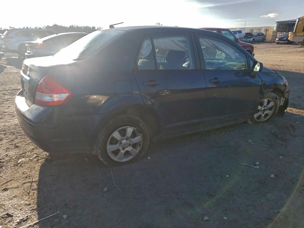 2011 NISSAN VERSA 1.8 S photo 5