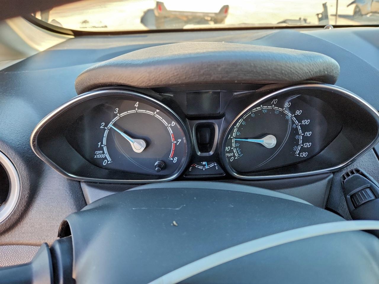 2019 FORD FIESTA SE photo 9