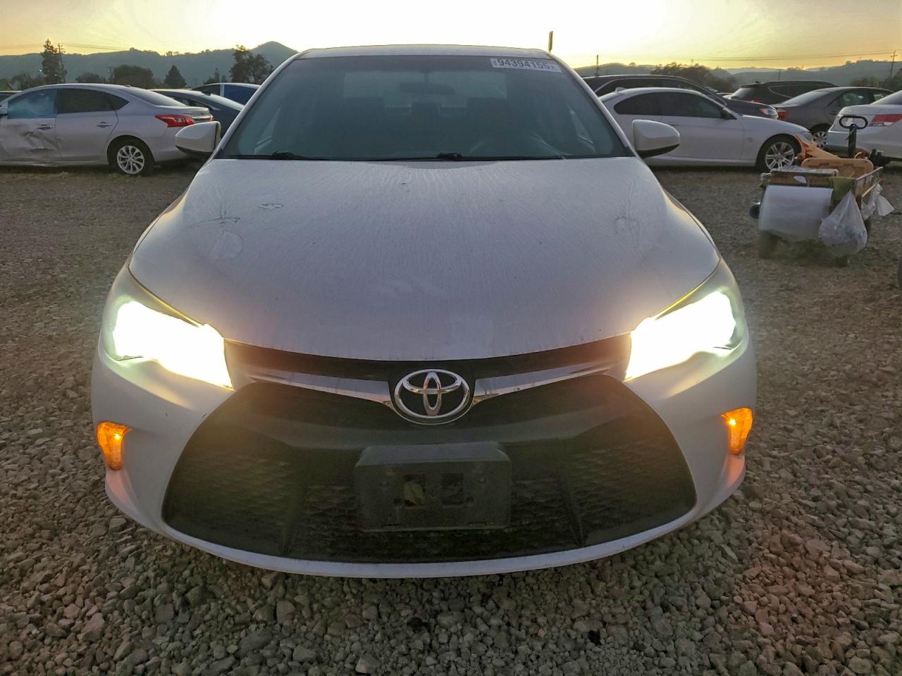 2017 TOYOTA CAMRY LE photo 5