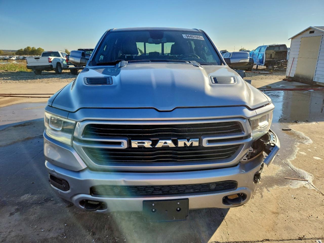 2019 RAM 1500 LARAMIE photo 9