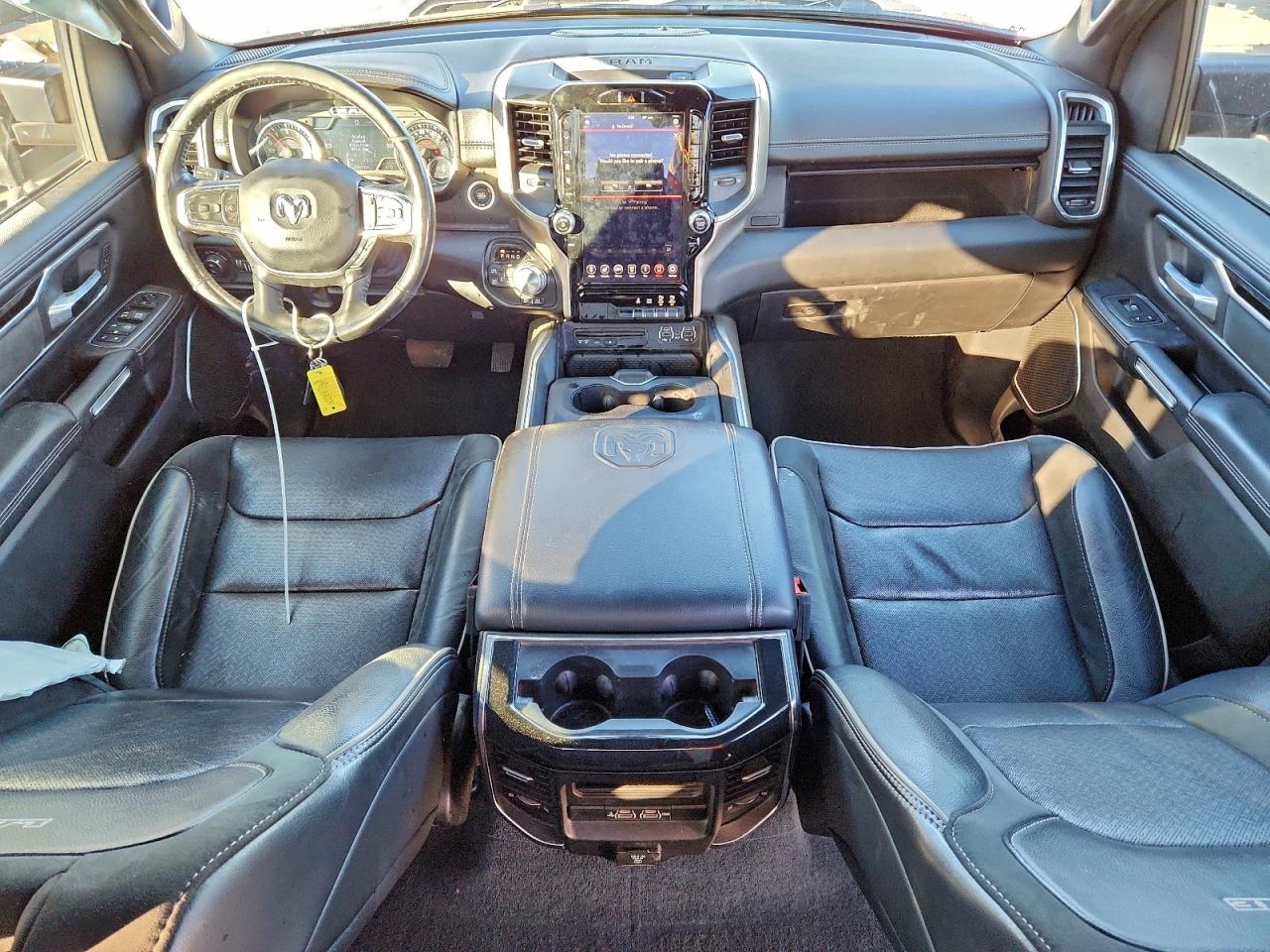 2019 RAM 1500 LARAMIE photo 15
