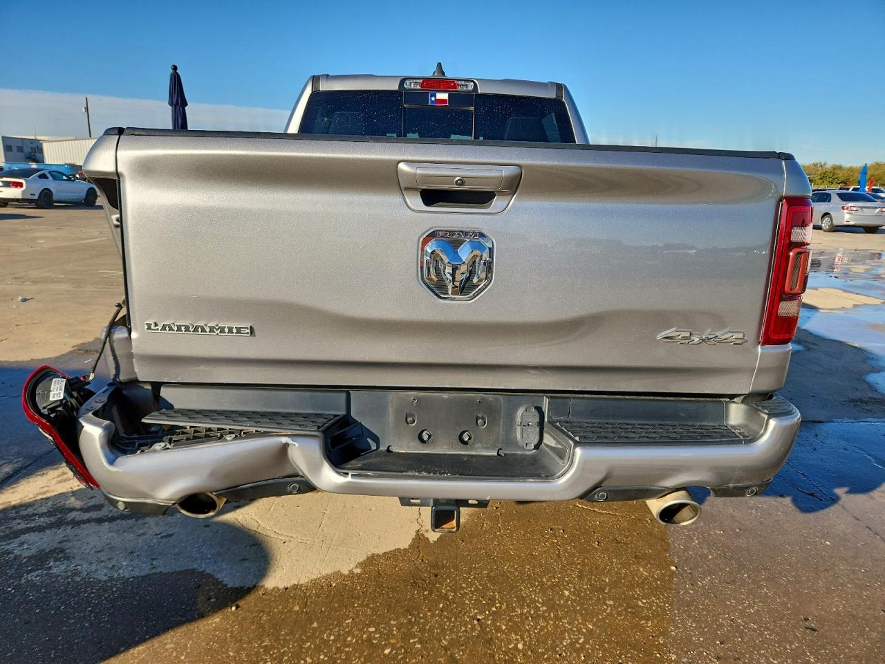 2019 RAM 1500 LARAMIE photo 11