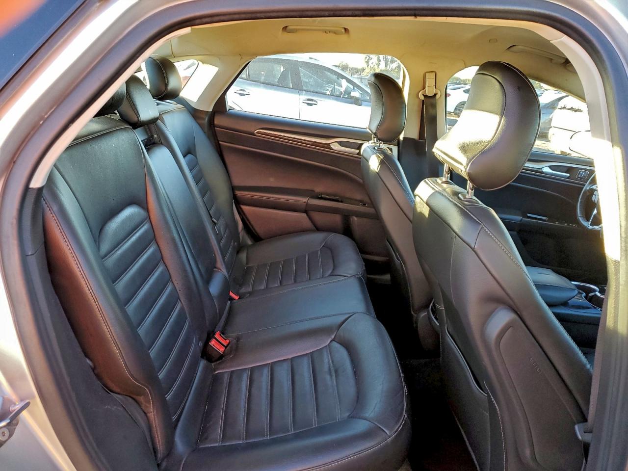 2016 FORD FUSION SE PHEV photo 10