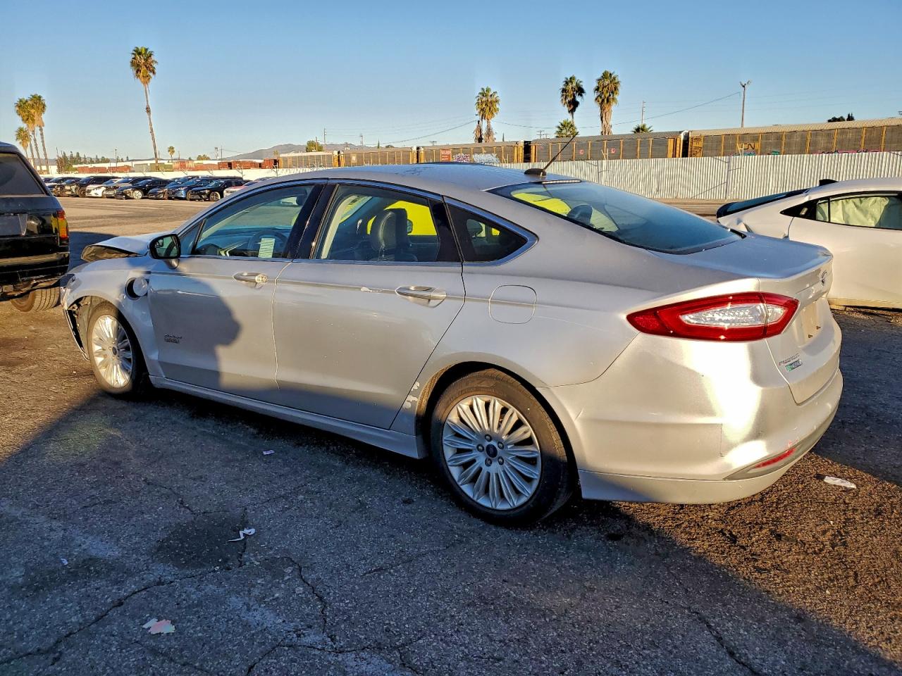2016 FORD FUSION SE PHEV photo 2