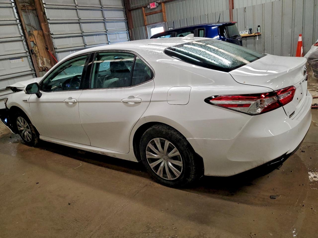 2020 TOYOTA CAMRY photo 4