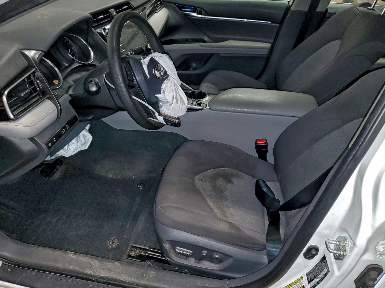 2020 TOYOTA CAMRY photo 19
