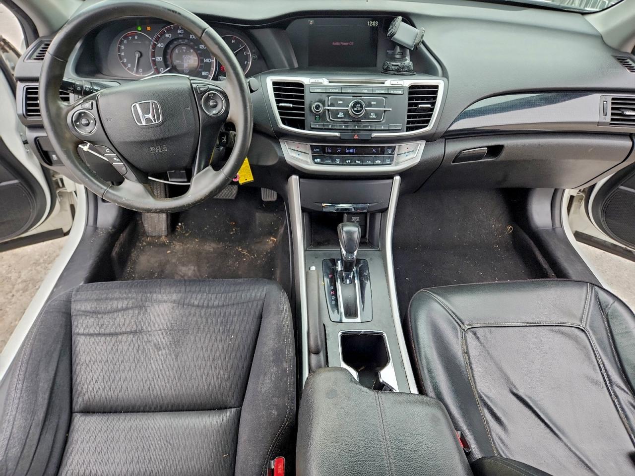 2015 HONDA ACCORD SPORT photo 15