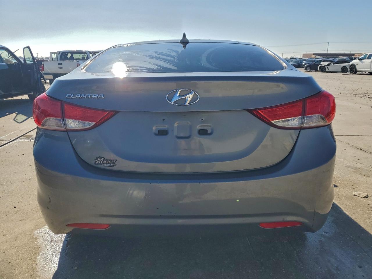 2013 HYUNDAI ELANTRA GLS photo 6