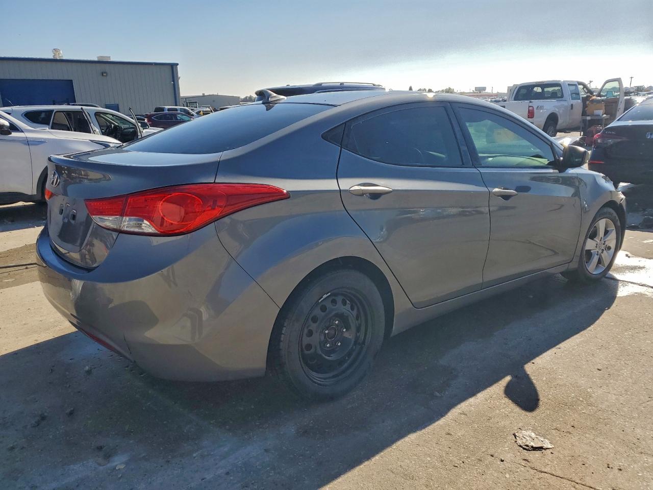 2013 HYUNDAI ELANTRA GLS photo 3