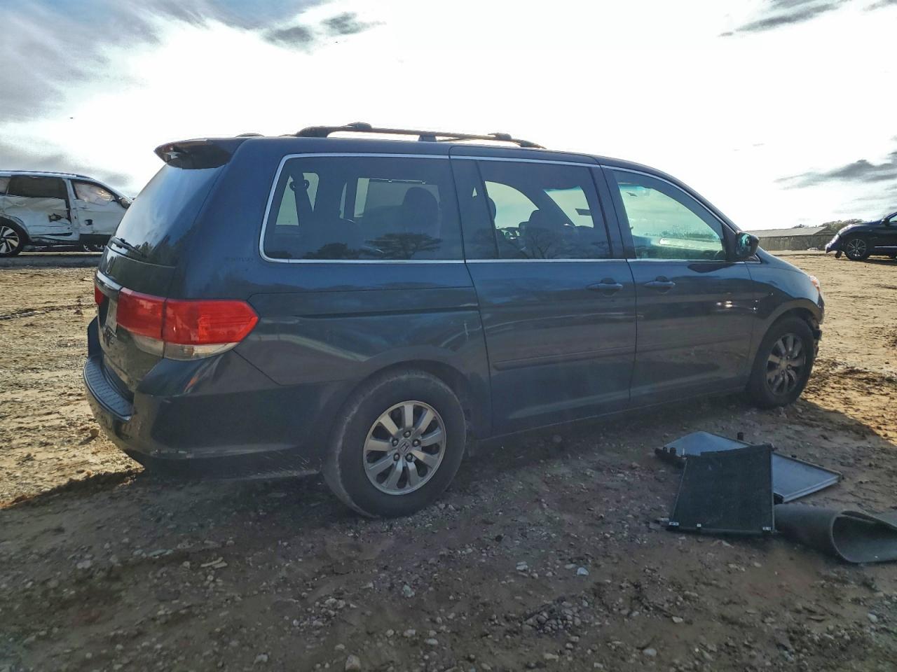 2010 HONDA ODYSSEY EXL photo 5