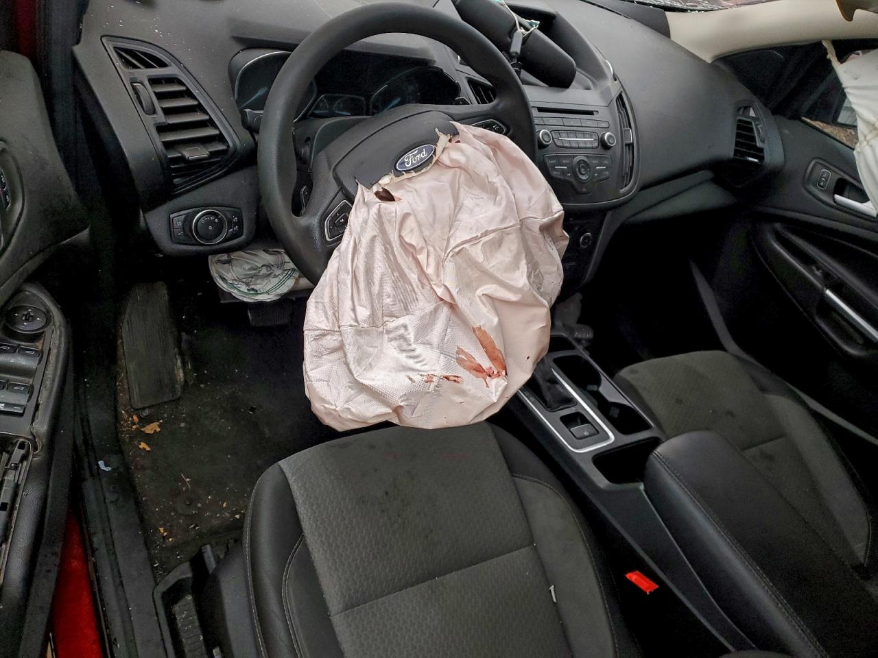 2017 FORD ESCAPE SE photo 22