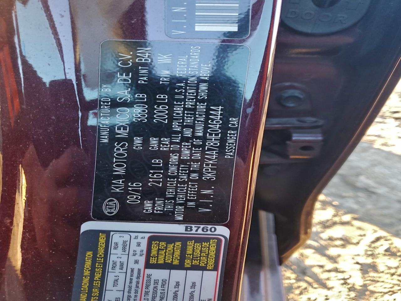 2017 KIA FORTE LX photo 23