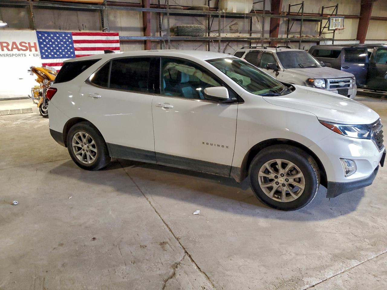 2018 CHEVROLET EQUINOX LT photo 4